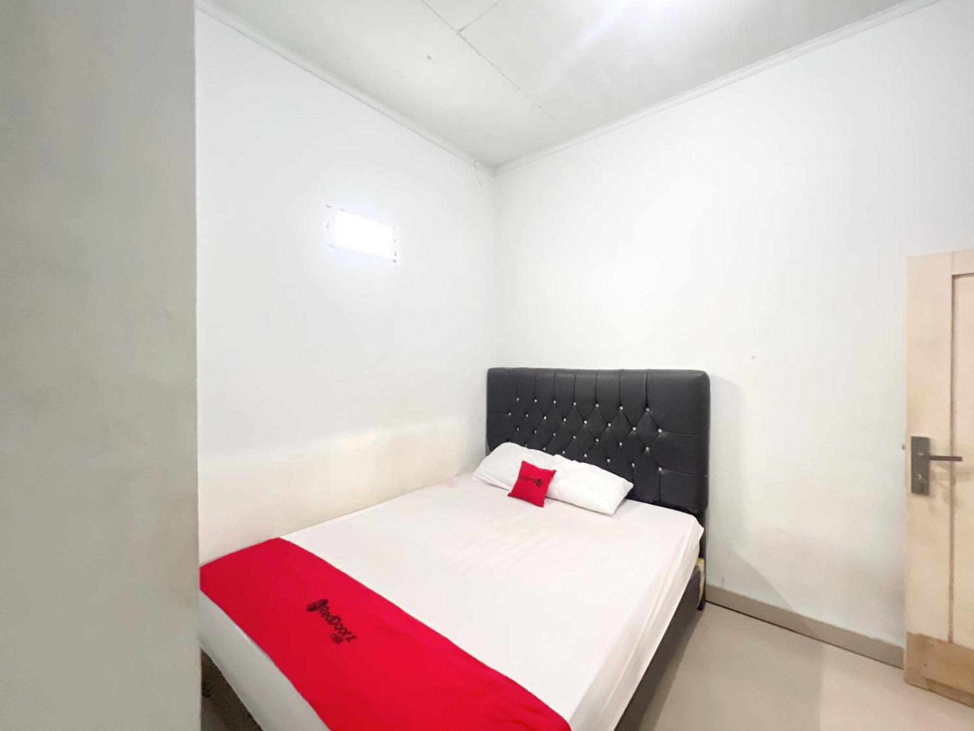 Reddoorz At Kay Residence Waydadi Lampung Bandar Lampung Kültér fotó